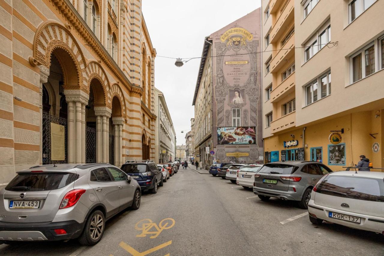 Pearl In The Heart Of The City Budapeste Exterior foto